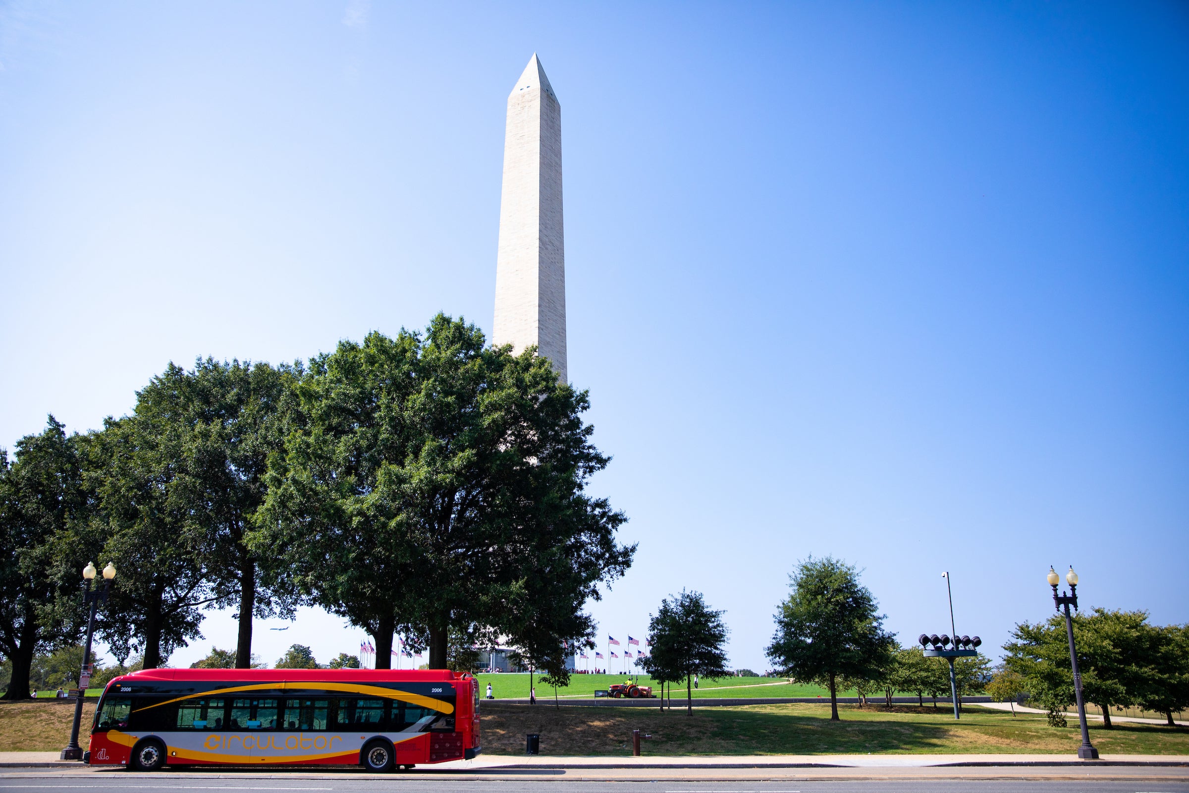 DC circulator in front of Washington Monument